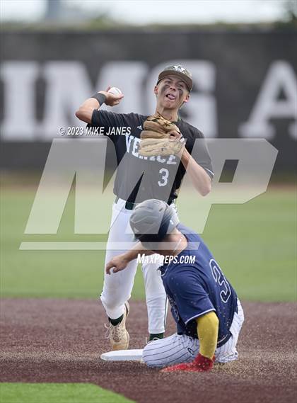 Thumbnail 1 in Florida Christian vs. Venice (IMG National Classic) photogallery.