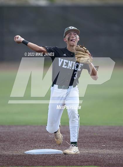 Thumbnail 2 in Florida Christian vs. Venice (IMG National Classic) photogallery.