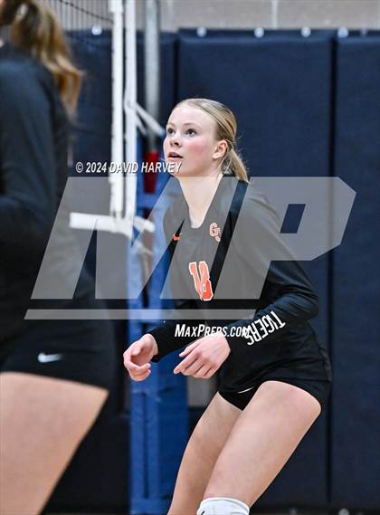 Thumbnail 2 in Grand Junction vs Arapahoe photogallery.