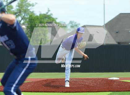 Thumbnail 2 in Dutchtown vs. Airline (LHSAA Division I Non-Select Bi-District) photogallery.