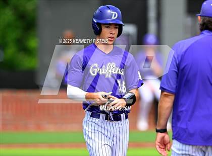 Thumbnail 2 in Dutchtown vs. Airline (LHSAA Division I Non-Select Bi-District) photogallery.