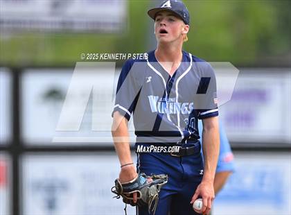 Thumbnail 2 in Dutchtown vs. Airline (LHSAA Division I Non-Select Bi-District) photogallery.