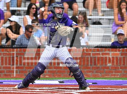 Thumbnail 3 in Dutchtown vs. Airline (LHSAA Division I Non-Select Bi-District) photogallery.