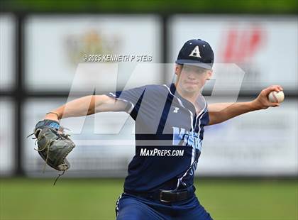 Thumbnail 2 in Dutchtown vs. Airline (LHSAA Division I Non-Select Bi-District) photogallery.
