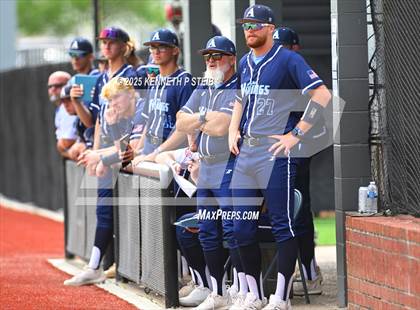 Thumbnail 3 in Dutchtown vs. Airline (LHSAA Division I Non-Select Bi-District) photogallery.