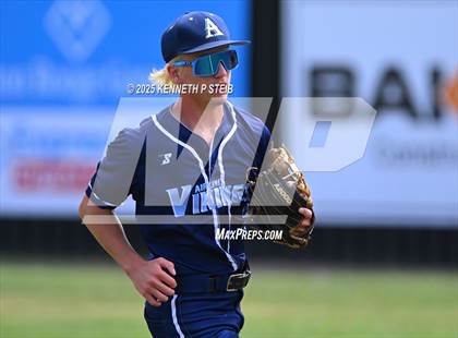 Thumbnail 3 in Dutchtown vs. Airline (LHSAA Division I Non-Select Bi-District) photogallery.