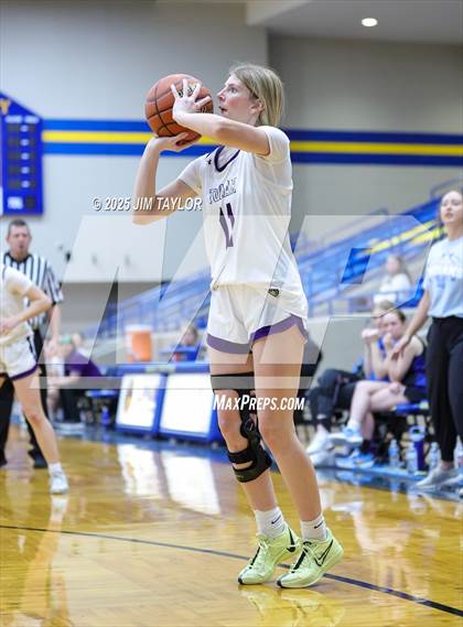 Thumbnail 3 in Huckabay vs Tolar (Lipan Tournament) photogallery.