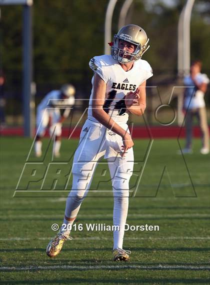 Thumbnail 3 in Summit vs Independence photogallery.