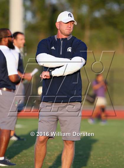 Thumbnail 1 in Summit vs Independence photogallery.