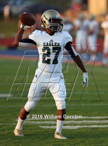 Thumbnail 2 in Summit vs Independence photogallery.