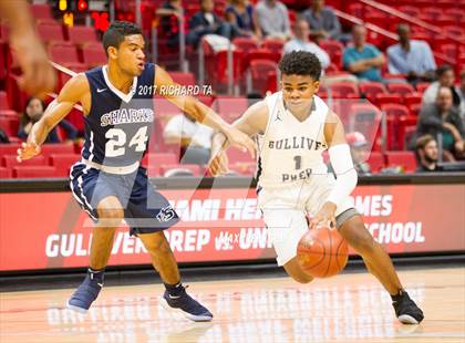 Thumbnail 3 in Gulliver Prep vs. University (HoopHall Miami Invitational) photogallery.
