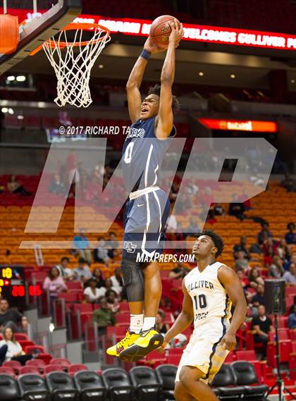 Thumbnail 1 in Gulliver Prep vs. University (HoopHall Miami Invitational) photogallery.