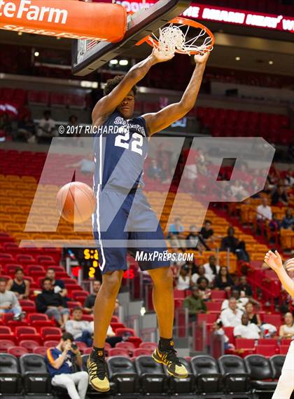 Thumbnail 2 in Gulliver Prep vs. University (HoopHall Miami Invitational) photogallery.