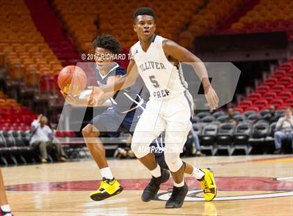 Thumbnail 1 in Gulliver Prep vs. University (HoopHall Miami Invitational) photogallery.