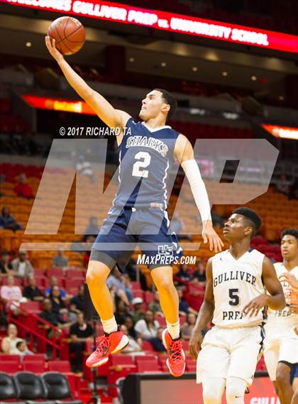 Thumbnail 3 in Gulliver Prep vs. University (HoopHall Miami Invitational) photogallery.