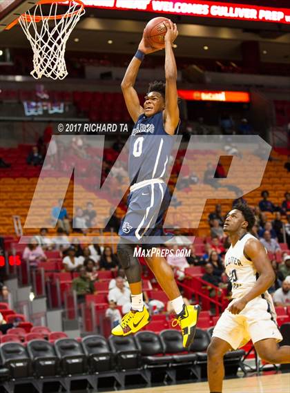 Thumbnail 3 in Gulliver Prep vs. University (HoopHall Miami Invitational) photogallery.