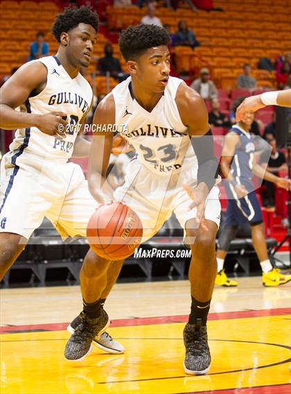 Thumbnail 3 in Gulliver Prep vs. University (HoopHall Miami Invitational) photogallery.