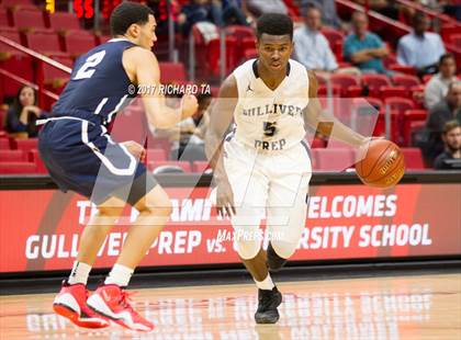Thumbnail 3 in Gulliver Prep vs. University (HoopHall Miami Invitational) photogallery.