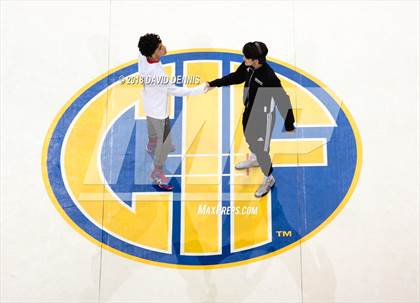 Thumbnail 2 in CIF State Boys Wrestling Championships (Finals) photogallery.