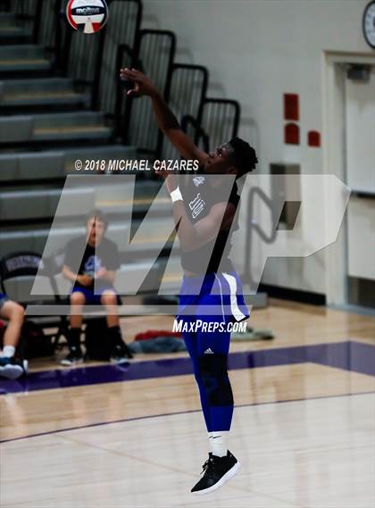 Thumbnail 2 in Cathedral Catholic vs. Eastlake (CIF SDS D1 Final) photogallery.