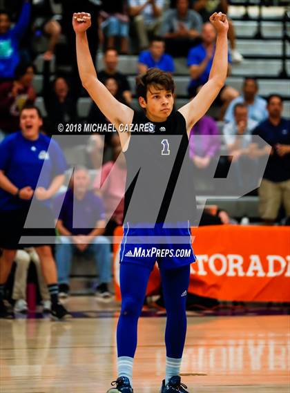 Thumbnail 2 in Cathedral Catholic vs. Eastlake (CIF SDS D1 Final) photogallery.