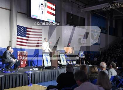 Thumbnail 2 in Klay Thompson Jersey Retirement Ceremony photogallery.