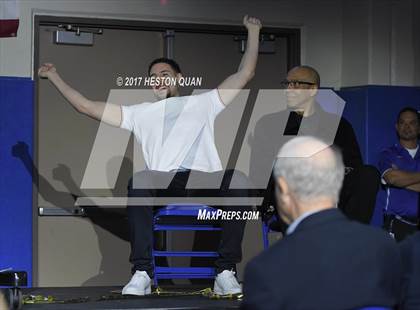Thumbnail 2 in Klay Thompson Jersey Retirement Ceremony photogallery.
