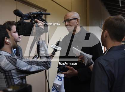 Thumbnail 1 in Klay Thompson Jersey Retirement Ceremony photogallery.