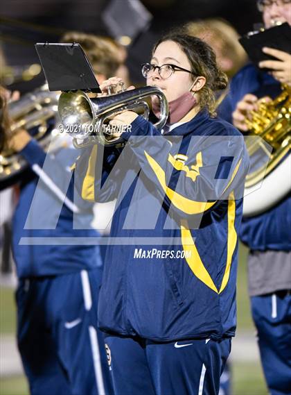 Thumbnail 3 in Alleman @ Sterling photogallery.