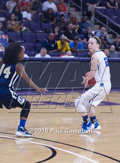 Thumbnail 1 in Desert Vista vs Mesquite (AIA D1 Semifinal) photogallery.