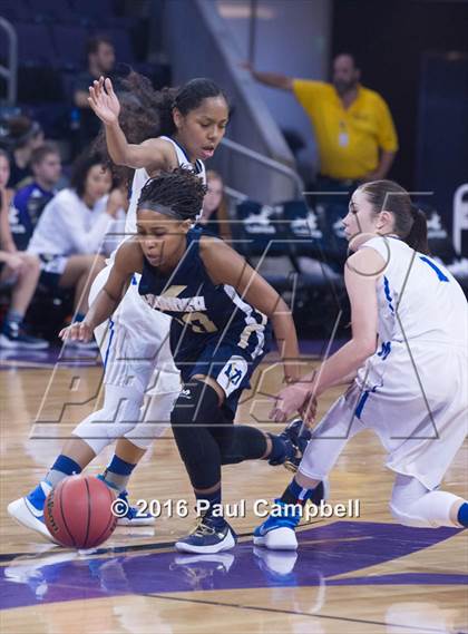 Thumbnail 2 in Desert Vista vs Mesquite (AIA D1 Semifinal) photogallery.