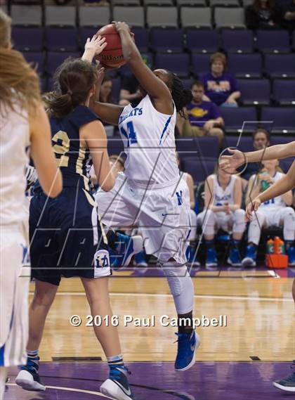 Thumbnail 2 in Desert Vista vs Mesquite (AIA D1 Semifinal) photogallery.