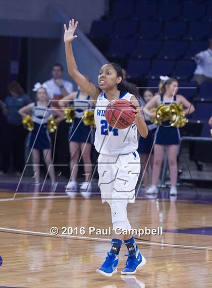 Thumbnail 3 in Desert Vista vs Mesquite (AIA D1 Semifinal) photogallery.