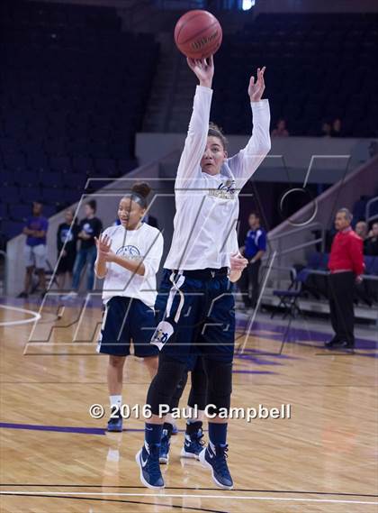 Thumbnail 2 in Desert Vista vs Mesquite (AIA D1 Semifinal) photogallery.