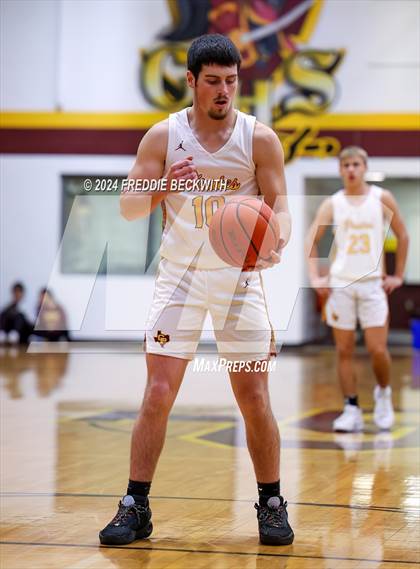 Thumbnail 1 in Era @ Collinsville photogallery.