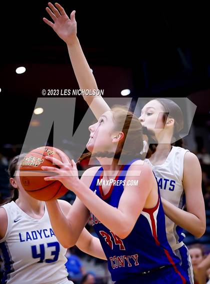 Thumbnail 2 in Jackson County vs Bell County (KHSAA Region 13 Quarterfinal) photogallery.