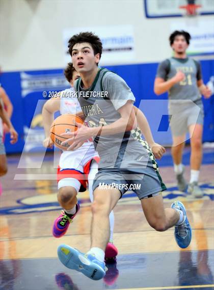 Thumbnail 3 in Freedom vs Viera (14th Annual Earl Graham Metro vs Florida Challenge) photogallery.