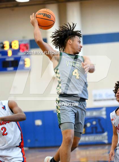 Thumbnail 3 in Freedom vs Viera (14th Annual Earl Graham Metro vs Florida Challenge) photogallery.