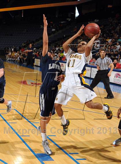 Thumbnail 2 in Santa Monica vs. Loyola (CIF SoCal Regional D1 Final) photogallery.