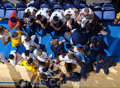 Thumbnail 1 in Santa Monica vs. Loyola (CIF SoCal Regional D1 Final) photogallery.