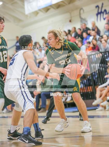 Thumbnail 1 in Moorpark @ Camarillo photogallery.