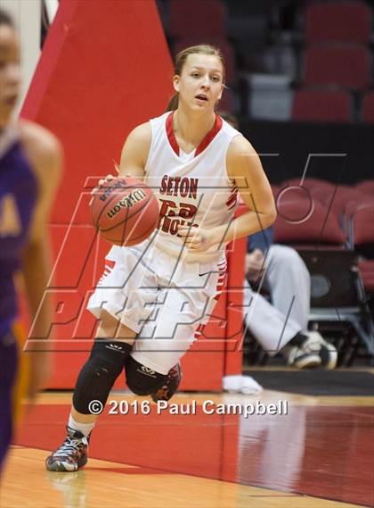 Thumbnail 3 in Mesa vs Seton Catholic (AIA D2 Semifinal) photogallery.