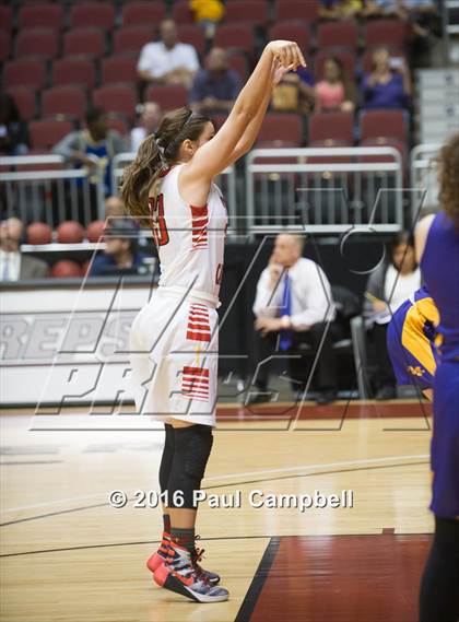 Thumbnail 3 in Mesa vs Seton Catholic (AIA D2 Semifinal) photogallery.
