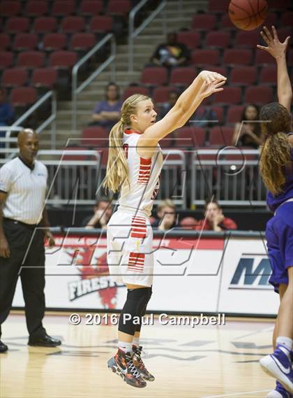 Thumbnail 3 in Mesa vs Seton Catholic (AIA D2 Semifinal) photogallery.