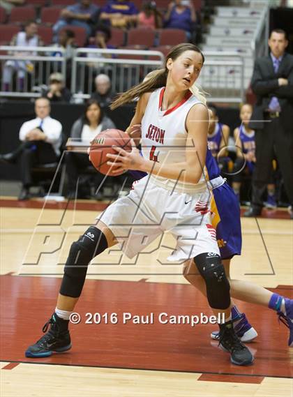 Thumbnail 3 in Mesa vs Seton Catholic (AIA D2 Semifinal) photogallery.