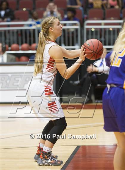 Thumbnail 2 in Mesa vs Seton Catholic (AIA D2 Semifinal) photogallery.