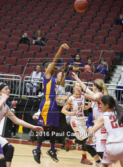 Thumbnail 1 in Mesa vs Seton Catholic (AIA D2 Semifinal) photogallery.