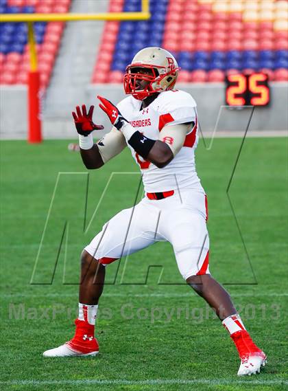 Thumbnail 3 in Bergen Catholic @ Jordan photogallery.