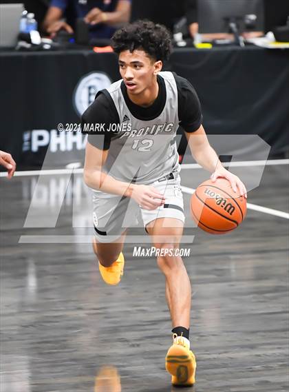 Thumbnail 1 in AZ Compass Prep vs. Prolific Prep  photogallery.