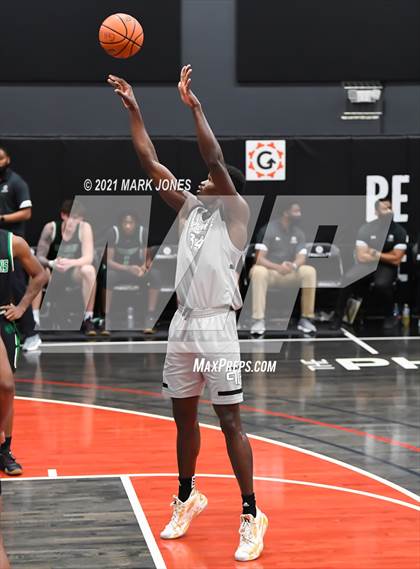 Thumbnail 1 in AZ Compass Prep vs. Prolific Prep  photogallery.